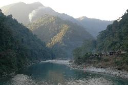 The area is very remote; we pass only few villages and stay in Keragari where we sleep in a simple hut and enjoy a fine dal baht (rice and lentils) village-style.