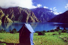 Camp near the shore of Phoksumdo lake