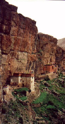 Tsakhang, clinging to the red cliff