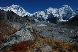 Gyachung Kang and Hungchi from the crest of the moraine.