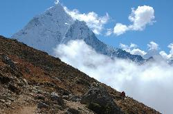 Leaving Ama Dablam behind; we walk north up towards Kala Pattar.