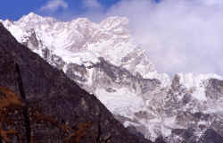 kangchenjunga_south_face.jpg (166409 Byte)