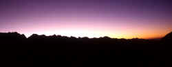 sunrise_sikali_range.jpg (26890 Byte)