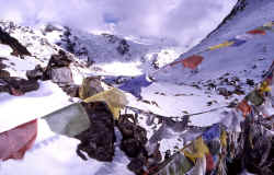 tiptala_la_view_to_nepal.jpg (173087 Byte)