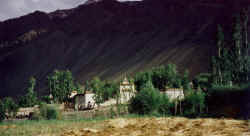 alchi_gompa.jpg (144856 bytes)