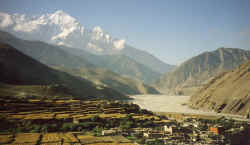 Kagbeni village and Nilgiri north face