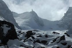 We walk up the valley for 4 hours to reach its end; supposedly there are passes here but one must be properly equipped to cross them.