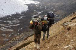 On the way to camp at Metokshingsa along the creek.